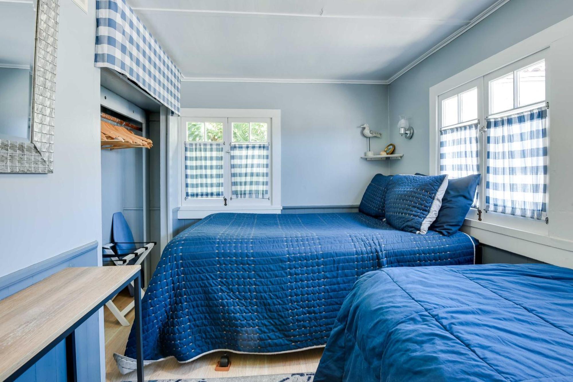 Charming Catalina Gem With Deck Walk To The Beach! Avalon Exteriér fotografie